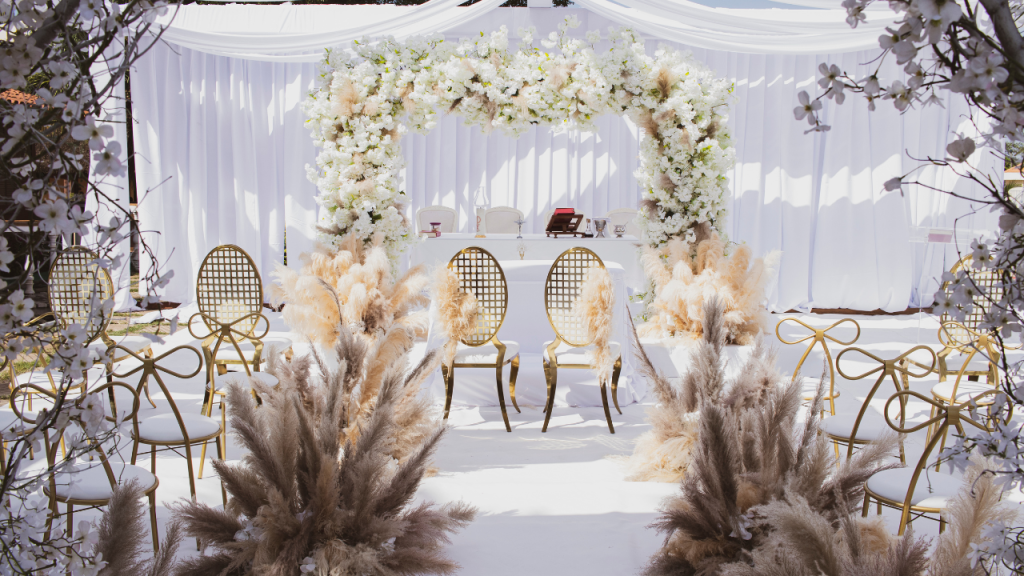 Best Luxury Floral Installations for Vegas Weddings