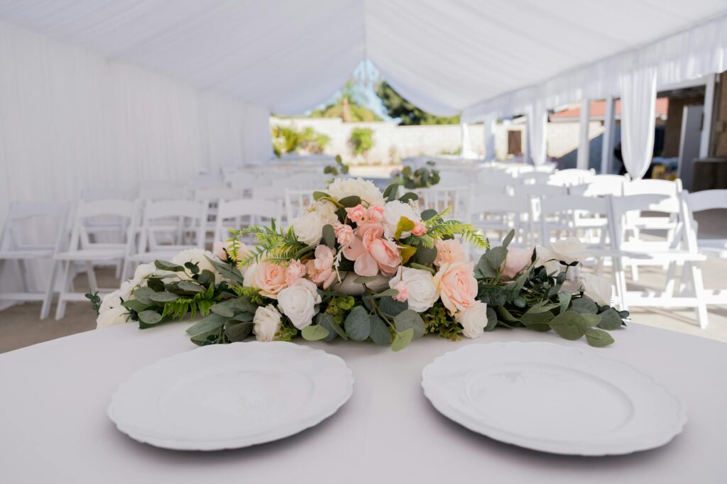 Beautifully decorated budget wedding reception in Las Vegas. — budget wedding ideas Las Vegas