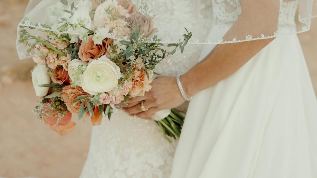 Choosing Beach Wedding Flowers in Las Vegas