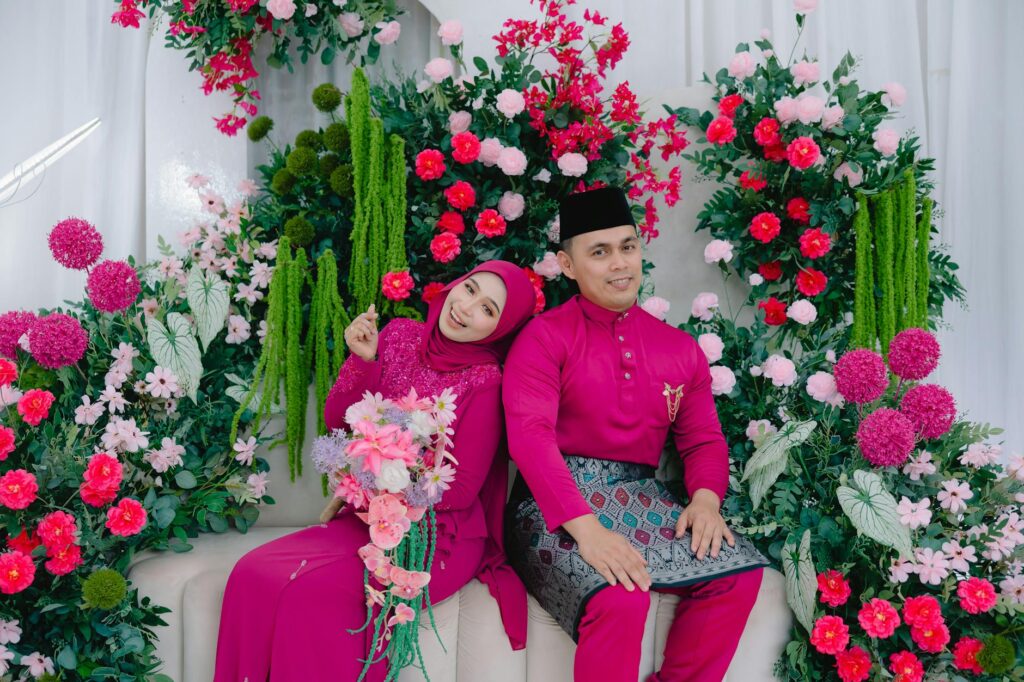 A couple celebrating their themed wedding with unique costumes and vibrant decor. — Las Vegas wedding themes