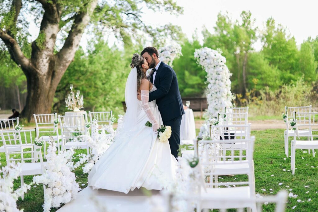 A couple enjoying a scenic outdoor wedding venue with the Las Vegas Strip in the background — Las Vegas wedding package
