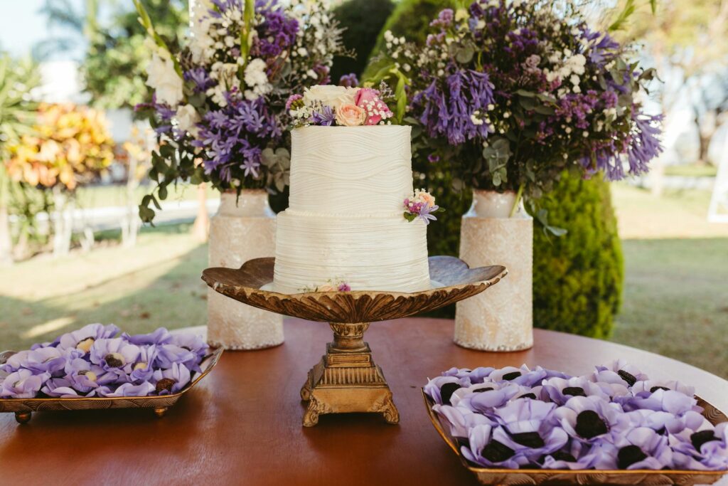 A beautiful wedding cake displayed at a Las Vegas wedding. — questions for wedding concierge
