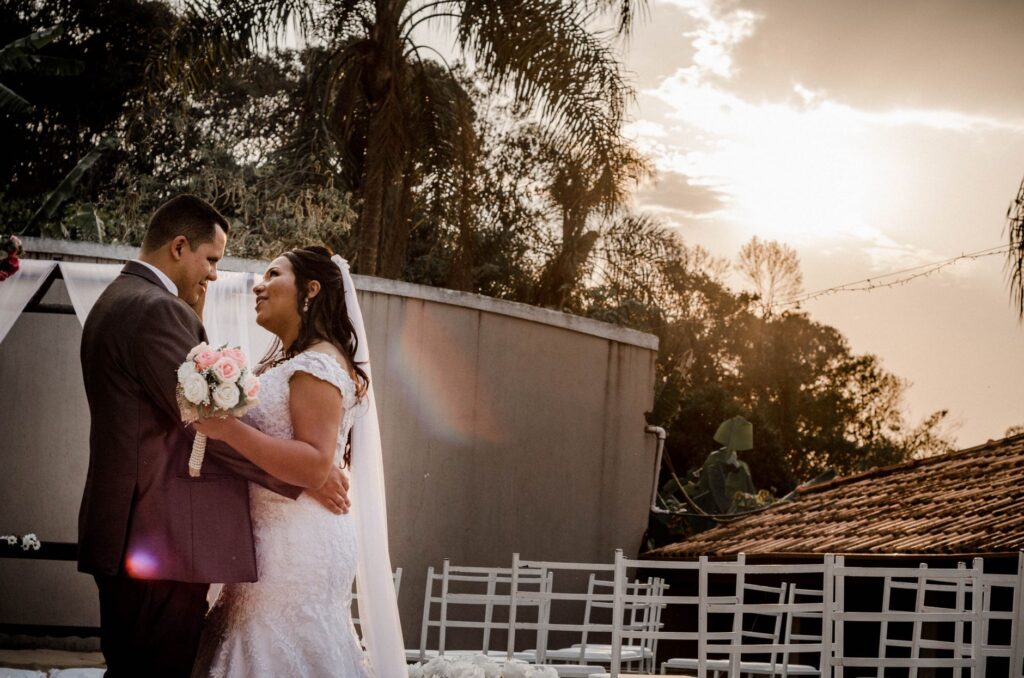 Couple exploring Las Vegas wedding venues during the sunset. — las vegas wedding timeline