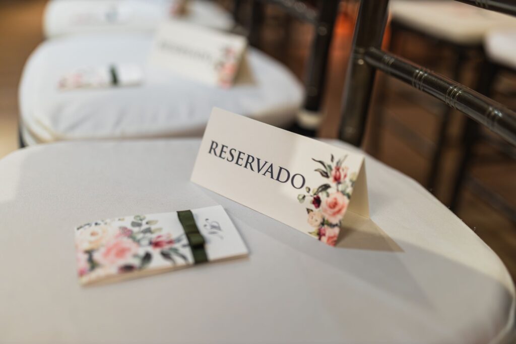 Destination Wedding Guest List: How Many Guests to Invite?