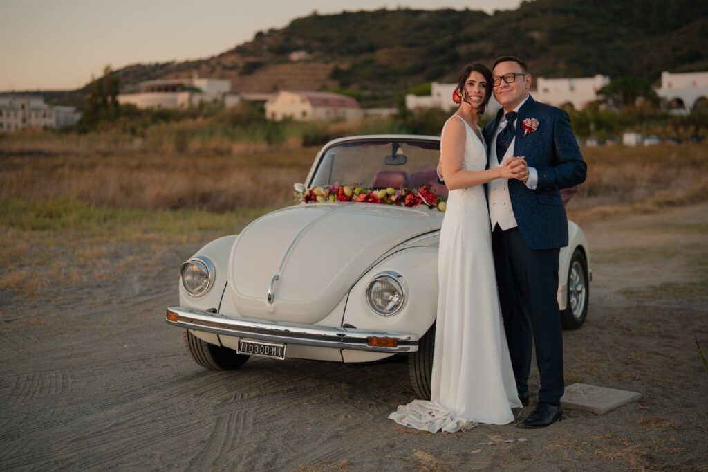A vintage-themed wedding with retro decorations and classic attire. — Las Vegas wedding themes