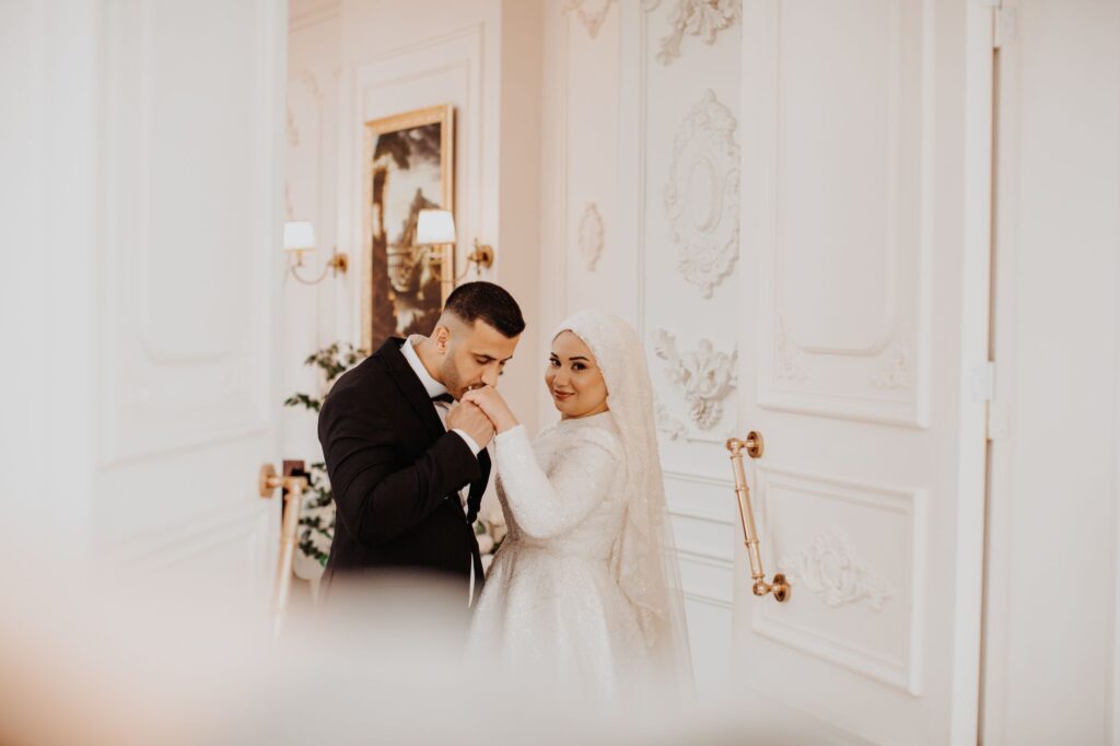 Practical Tips for Embracing Wedding Trends 2026