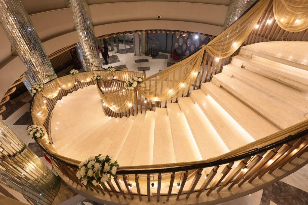 A beautifully decorated wedding venue showcasing Las Vegas themes. — Las Vegas wedding culture