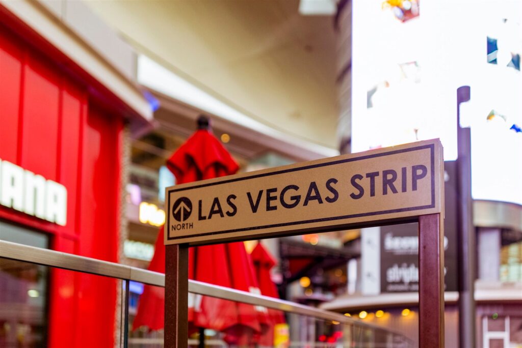A comparison chart of popular Las Vegas wedding venues with key features.
