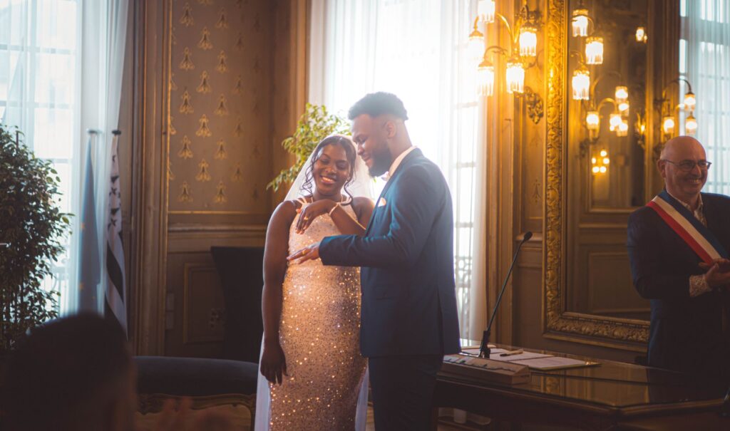 A couple exchanging vows in an iconic Las Vegas setting. — Las Vegas wedding checklist