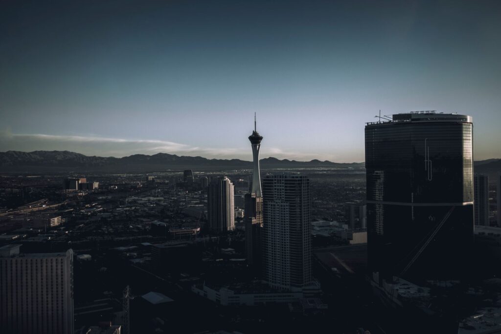 A picturesque view of Las Vegas at sunset, perfect for a wedding backdrop. — getting married in Las Vegas checklist