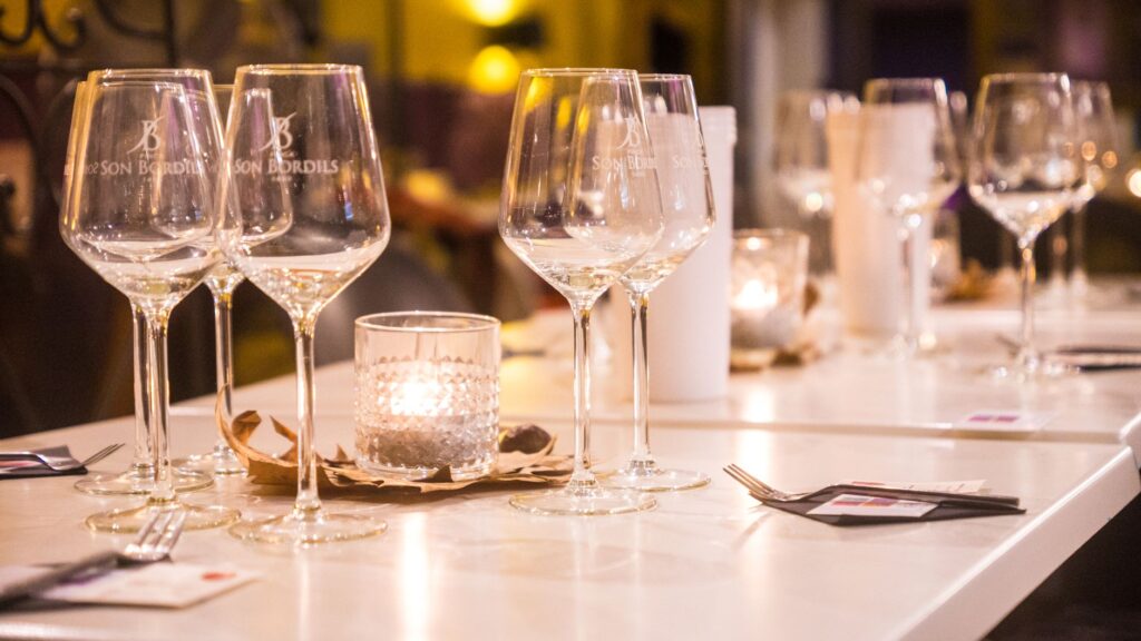 A table setting for a romantic post-elopement dinner in Las Vegas — Las Vegas elopement guide