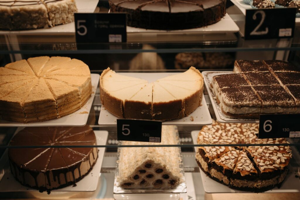 A variety of wedding cakes from local Las Vegas bakeries. — Las Vegas wedding planning checklist