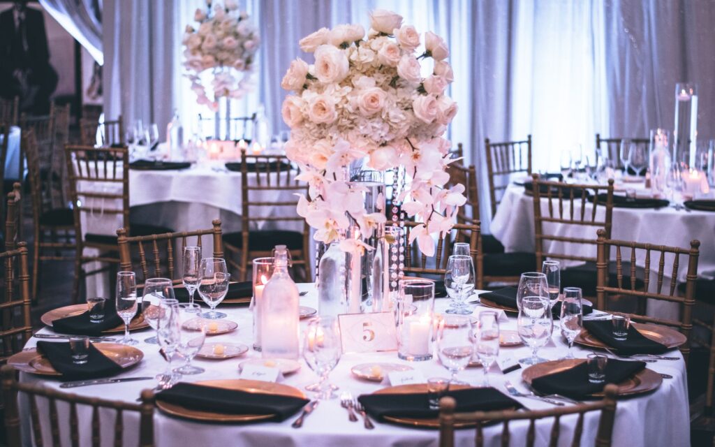An elegant Las Vegas reception with décor and lighting. — choose wedding planner Las Vegas