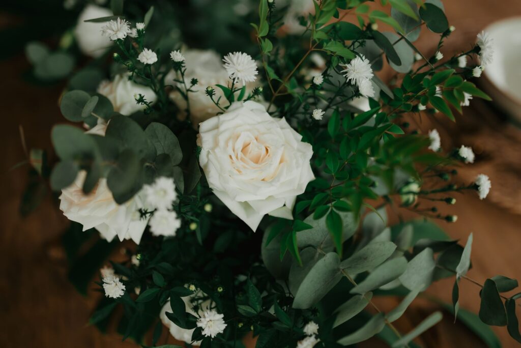 A close-up shot of eco-friendly flowers that are popular for weddings in 2026. — Las Vegas wedding flowers